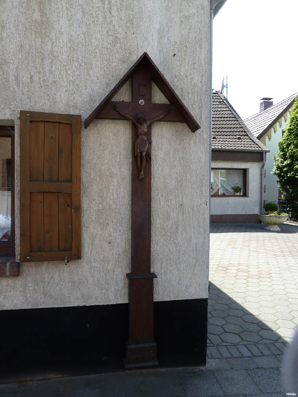 Schlichtes Holzkreuz