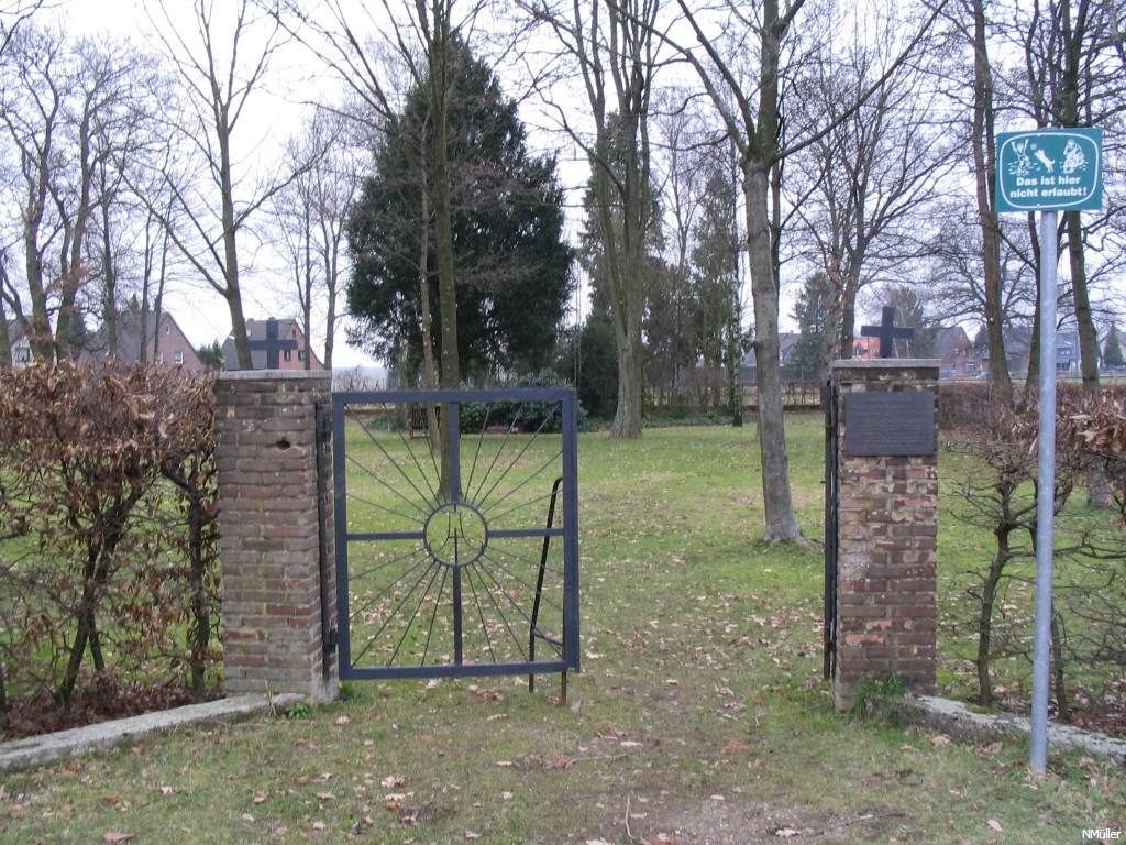 Eingang zum Gedenkplatz
